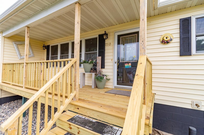 210 Birch Ter, Ashby, MN 56309