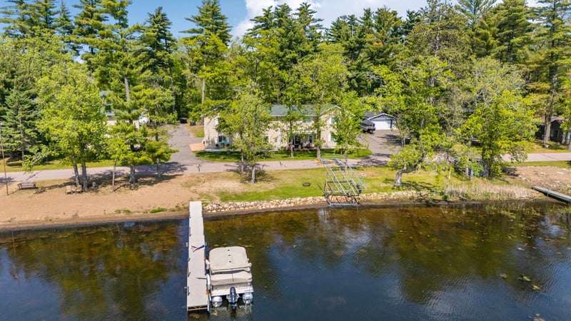 11448 Leisure Ln, Brainerd, MN 56401