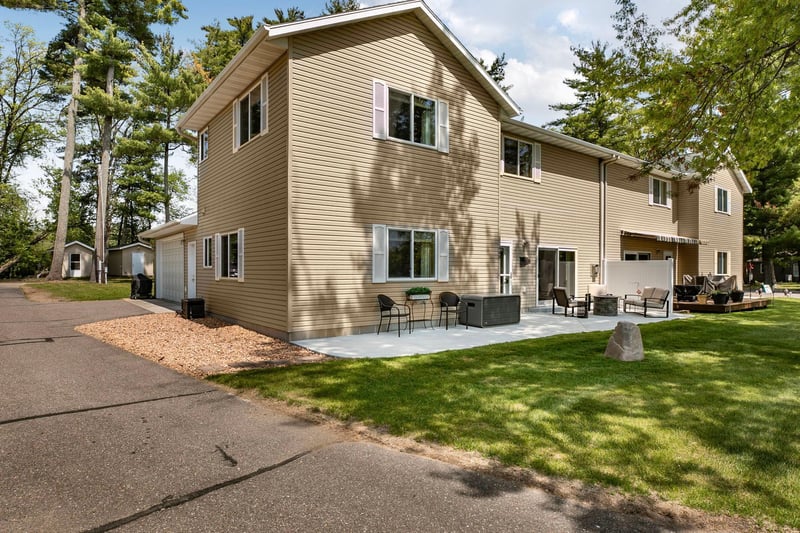 11448 Leisure Ln, Brainerd, MN 56401