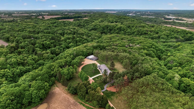 3251 W 173rd St, Jordan, MN 55352