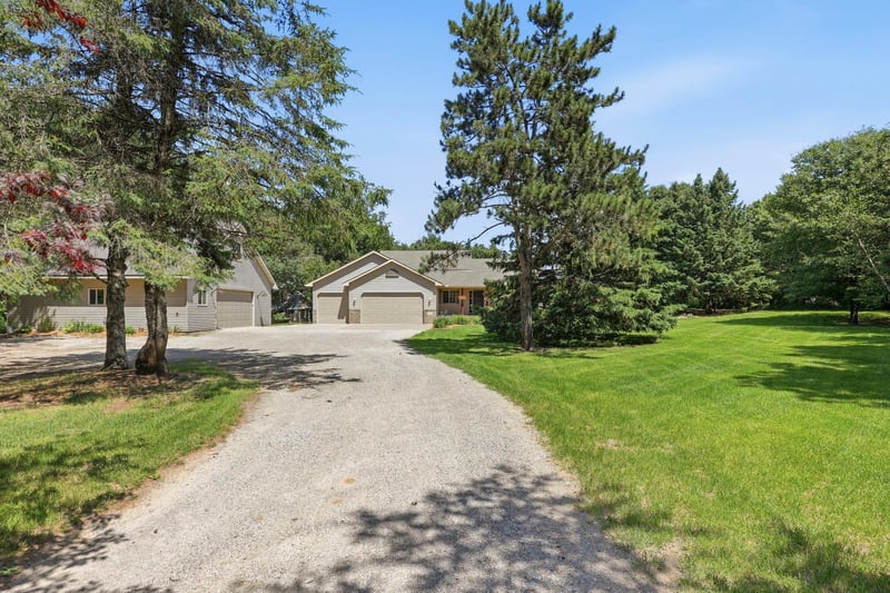 14966 63rd St SE, Becker, MN 55308
