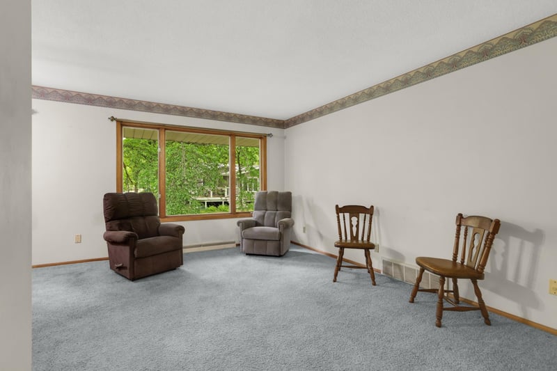 800 2nd Ave N, Bayport, MN 55003