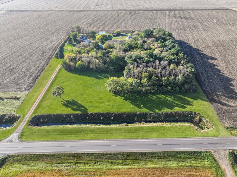 17238 County Highway 46, Vesta, MN 56292
