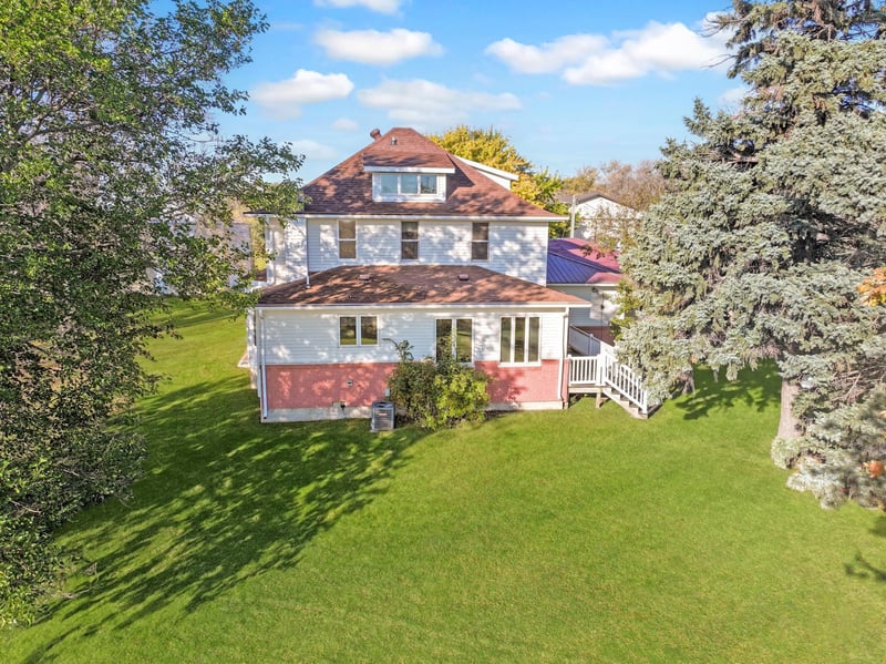 17238 County Highway 46, Vesta, MN 56292