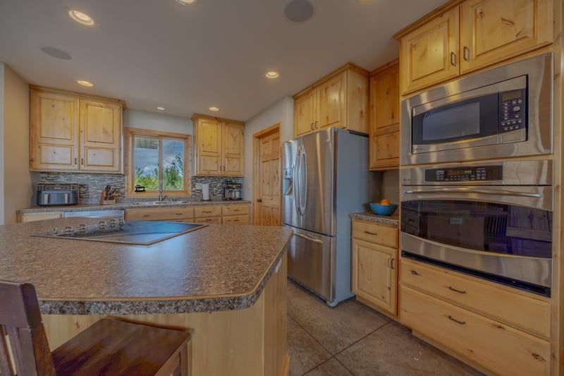 3417 N Games Lake Ave, New London, MN 56273