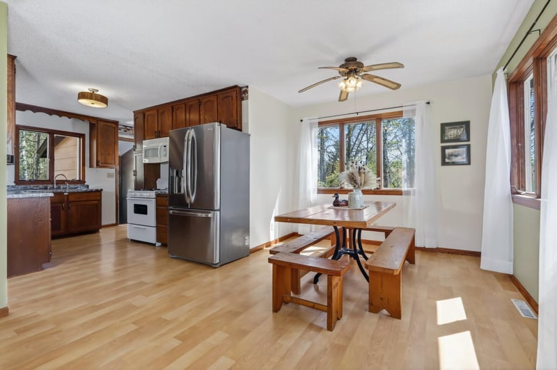 41102 Shoal Lake Rd, Nashwauk, MN 55769