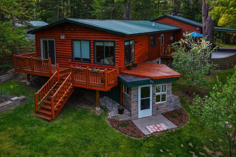 104 6th St SE, Bemidji, MN 56601