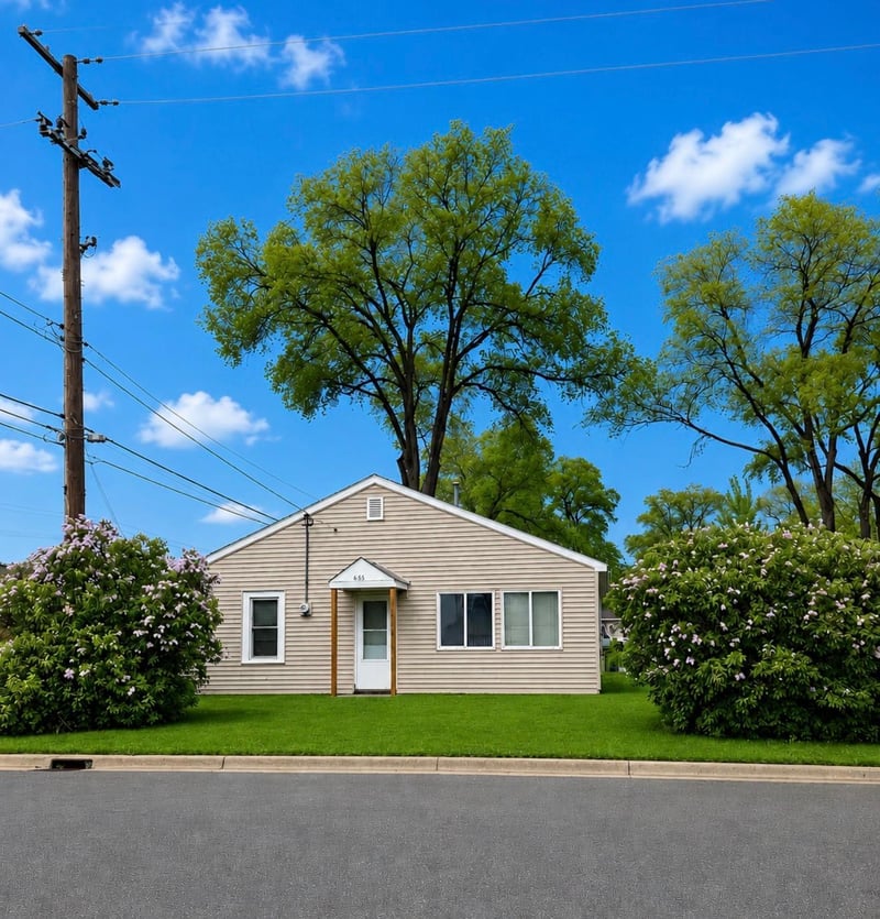 635 1st St NE, Saint Cloud, MN 56304
