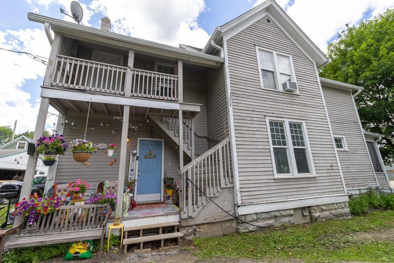 118 George St W, Saint Paul, MN 55107