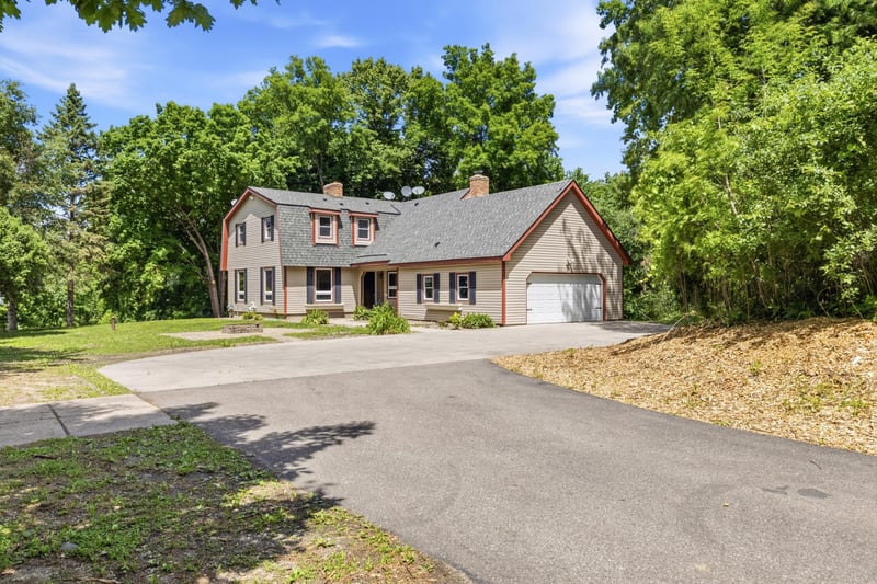 13995 Hidden Lake Trl NE, Prior Lake, MN 55372