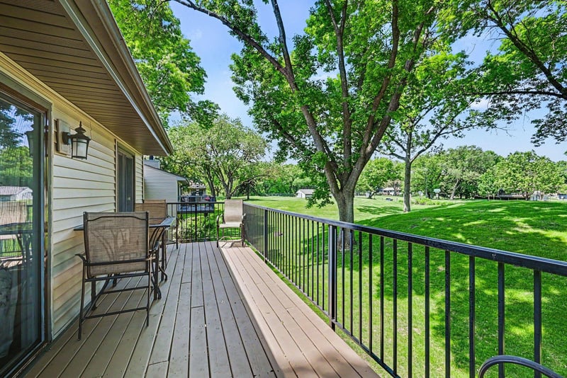 4376 Arden View Ct, Arden Hills, MN 55112