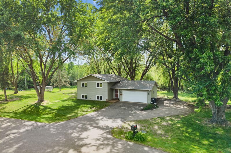 16612 Mankato St NE, Ham Lake, MN 55304