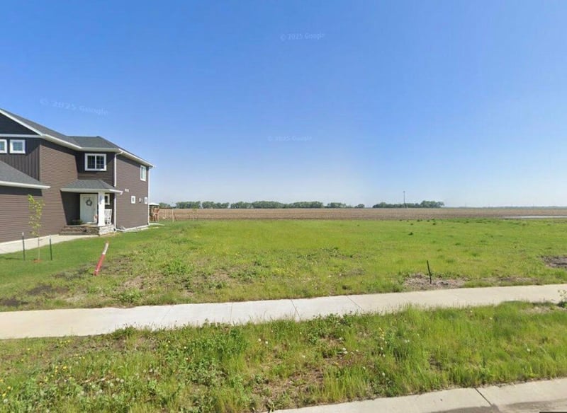 1528 6th Ave NE, Dilworth, MN 56529