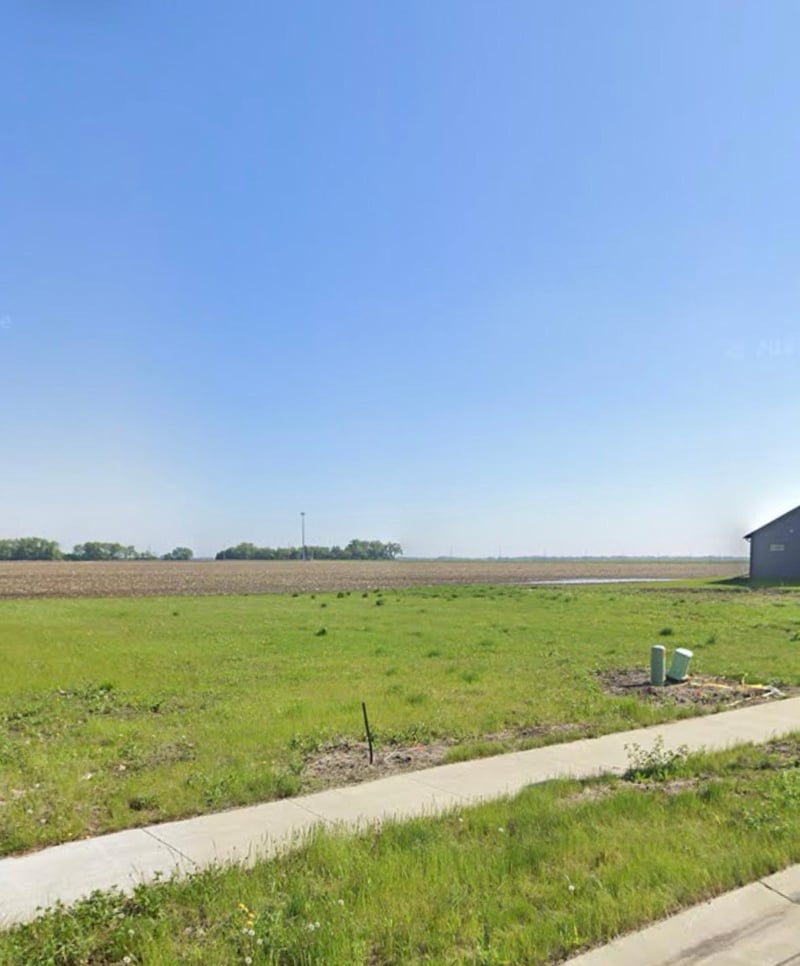 1528 6th Ave NE, Dilworth, MN 56529