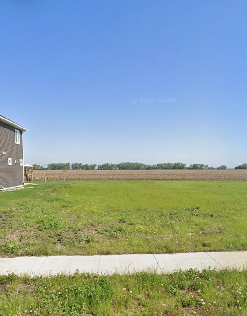 1528 6th Ave NE, Dilworth, MN 56529
