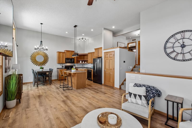 9722 Saint Andrews Dr, Elko New Market, MN 55020