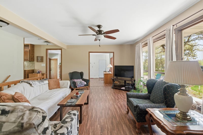 6458 Clearwater Rd, Baxter, MN 56425