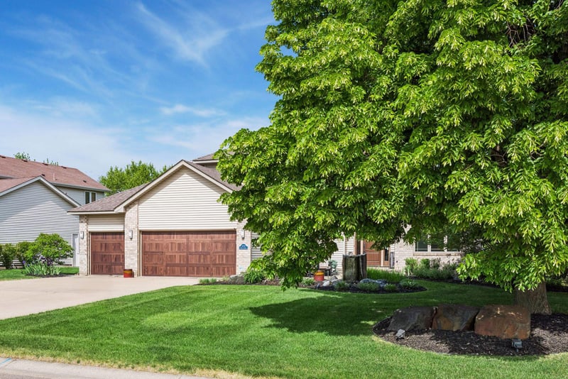 3779 Westin Ave, Woodbury, MN 55125