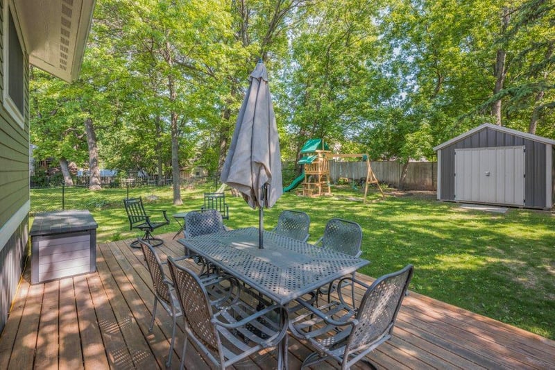 1695 Silver Lake Rd NW, New Brighton, MN 55112