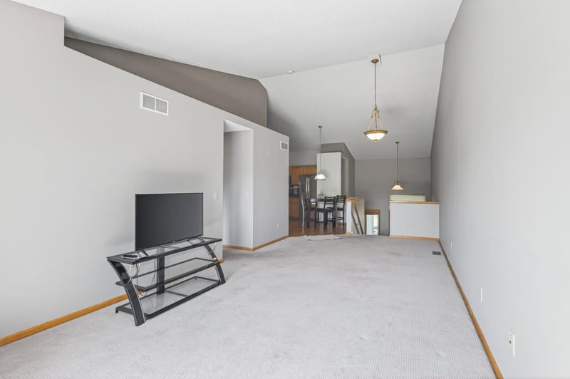 3724 131st Ln NW, Coon Rapids, MN 55448