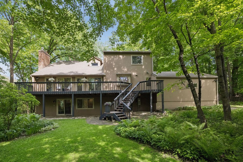 17835 6th Ave N, Plymouth, MN 55447