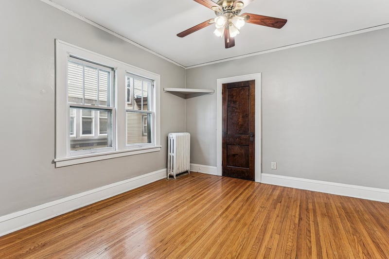 1186 Marshall Ave, Saint Paul, MN 55104