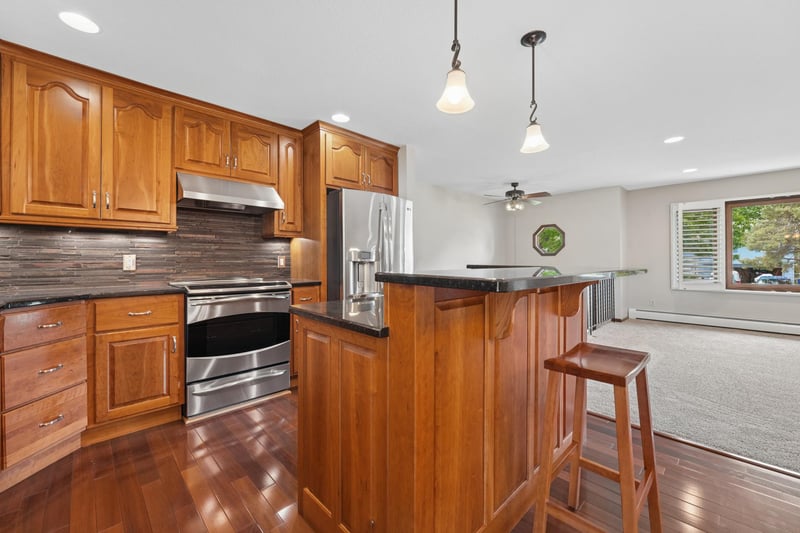 543 Westby Dr NE, Spring Lake Park, MN 55432