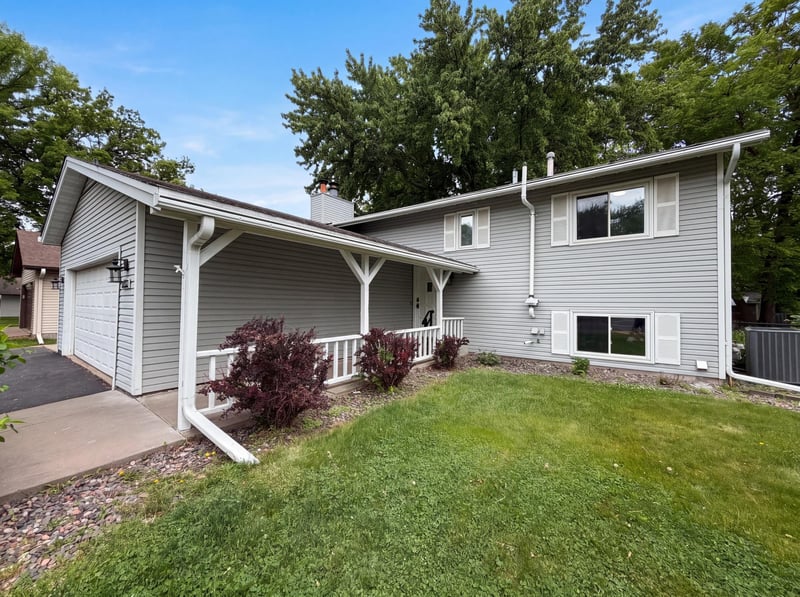 11878 100th Pl N, Maple Grove, MN 55369