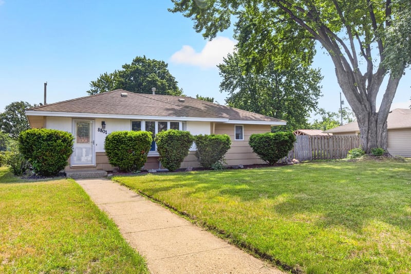 8801 Chicago Ave S, Bloomington, MN 55420