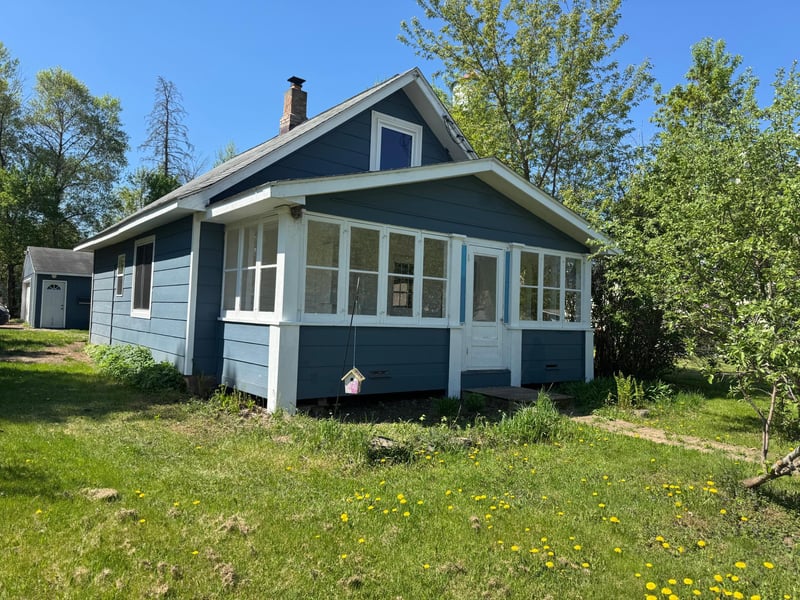 3939 Maple St, Kettle River, MN 55757