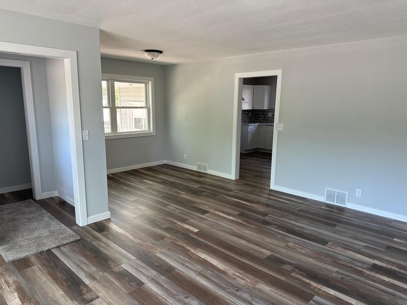 414 Willow St W, Detroit Lakes, MN 56501