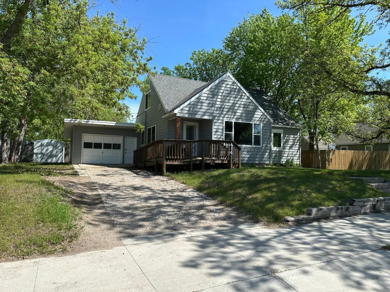 414 Willow St W, Detroit Lakes, MN 56501