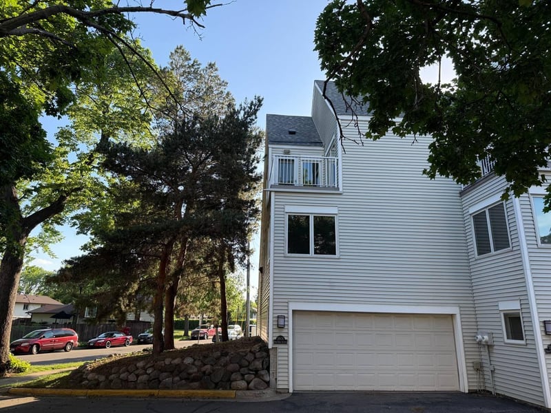 1801 New York Ave N, Minneapolis, MN 55411