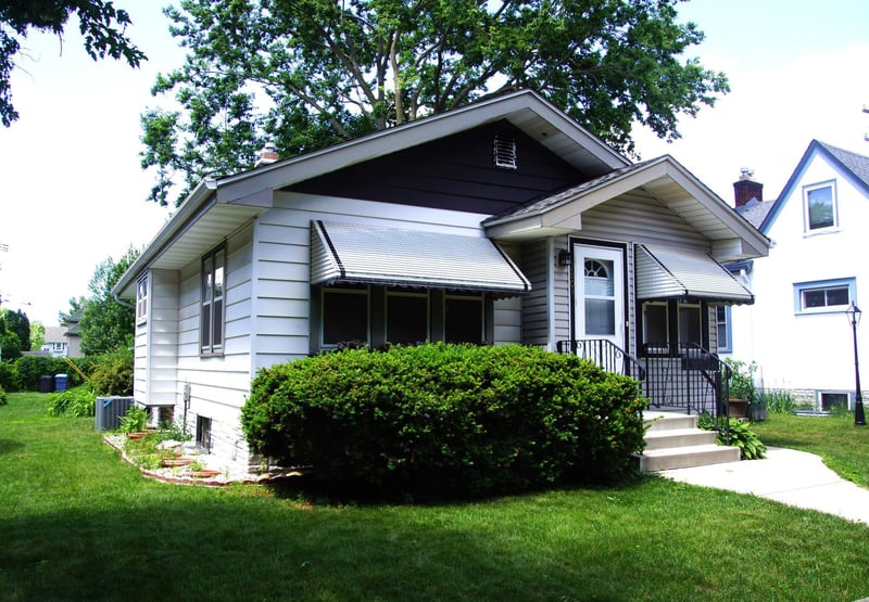 2804 37th Ave S, Minneapolis, MN 55406