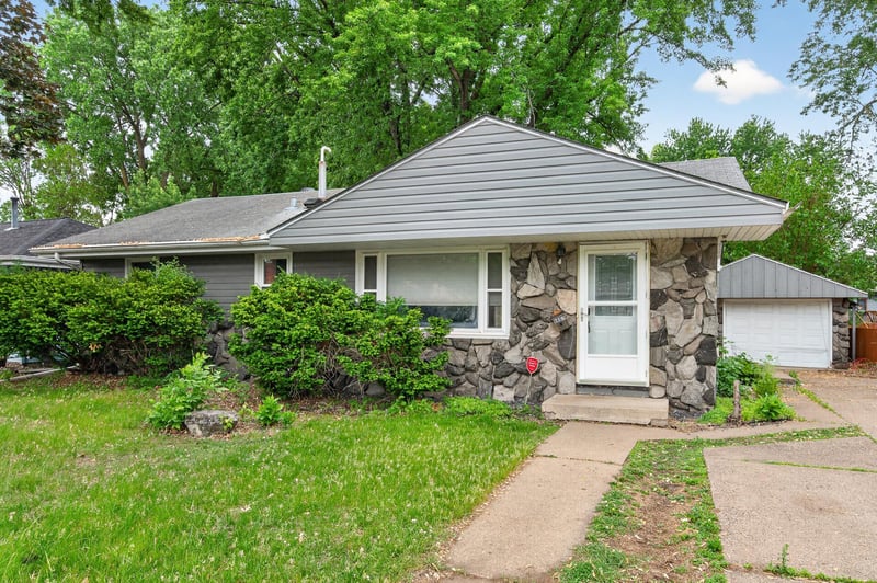 6607 46th Pl N, Crystal, MN 55428