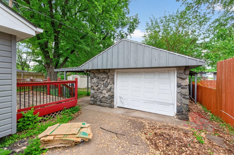 6607 46th Pl N, Crystal, MN 55428