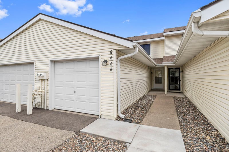 6666 Xerxes Pl N, Brooklyn Center, MN 55430