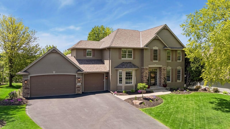 1981 Topaz Dr, Chanhassen, MN 55317