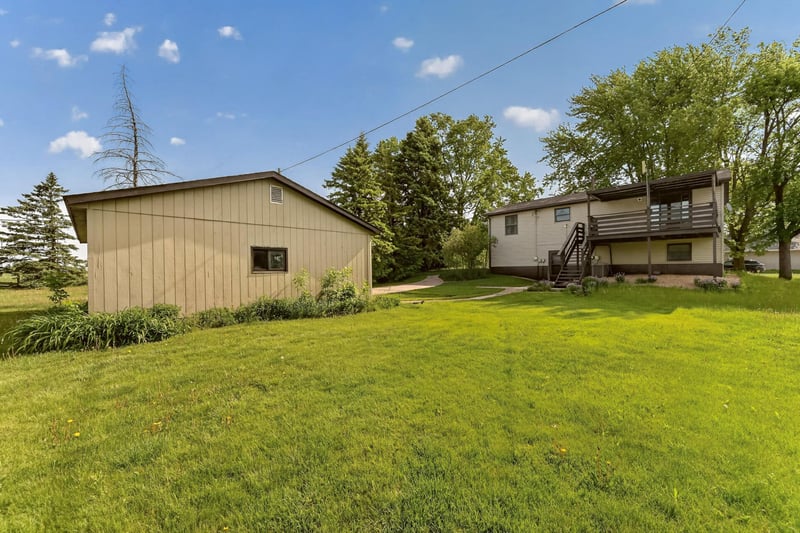 105 6th Ave NW, Dodge Center, MN 55927