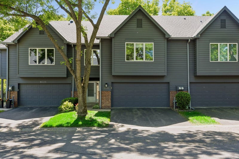 2228 Sherwood Ct, Minnetonka, MN 55305