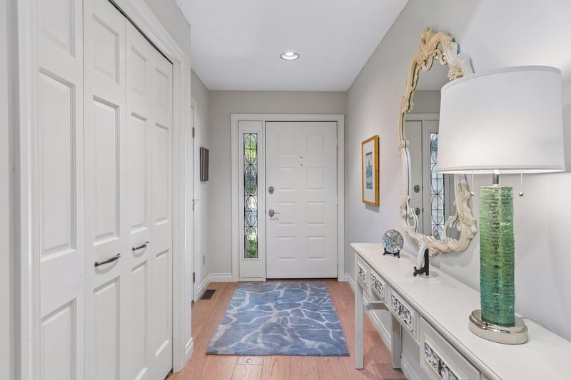 2228 Sherwood Ct, Minnetonka, MN 55305
