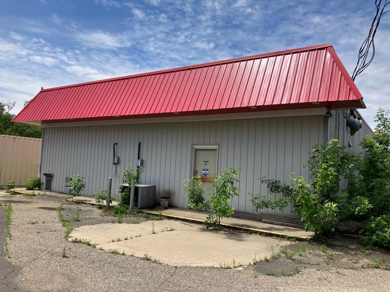 3598 W Highway 30, Ellendale, MN 56026