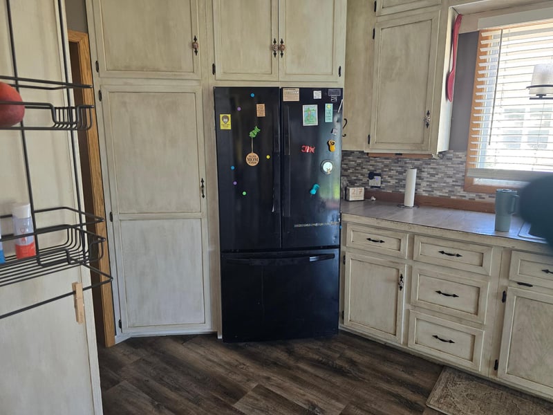 215 W 4th St, Fairmont, MN 56031