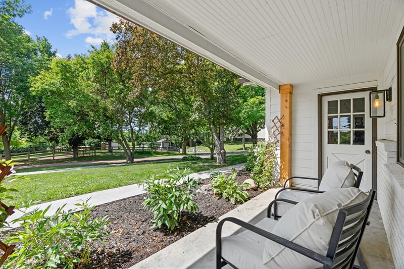 9060 County Road 26, Minnetrista, MN 55359
