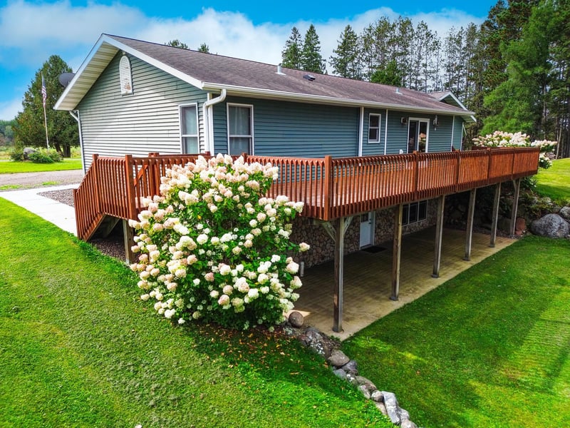 6778 Adelsgruber Dr, Kettle River, MN 55757