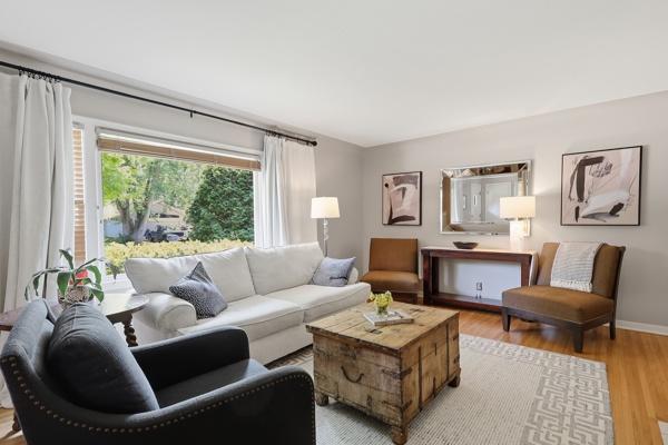 6340 Tingdale Ave, Edina, MN 55439