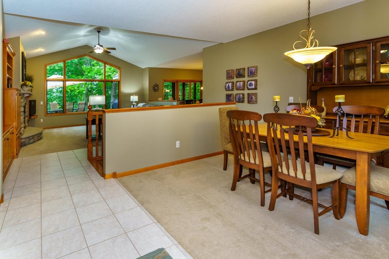 8551 Summit Oaks Bay, Savage, MN 55378