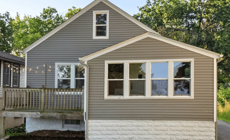 1844 E Shore Dr, Maplewood, MN 55109