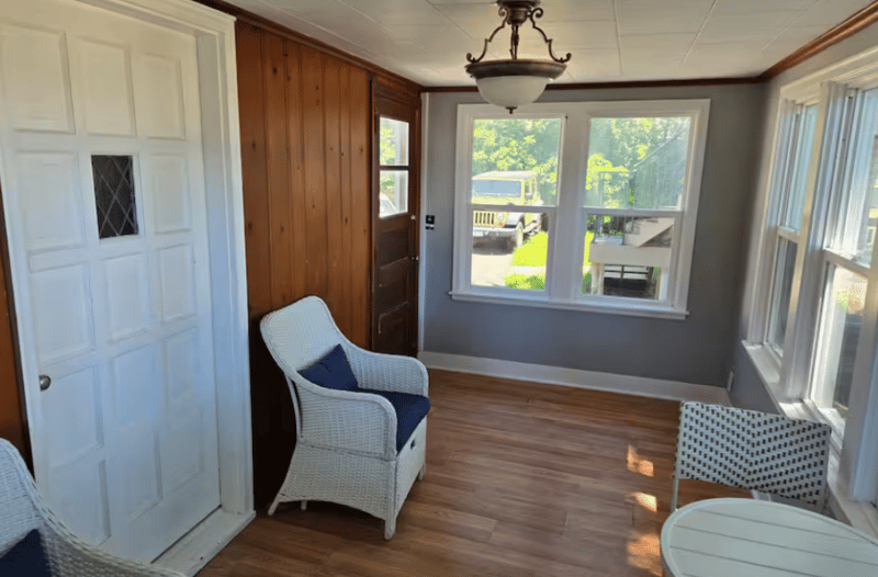 1844 E Shore Dr, Maplewood, MN 55109