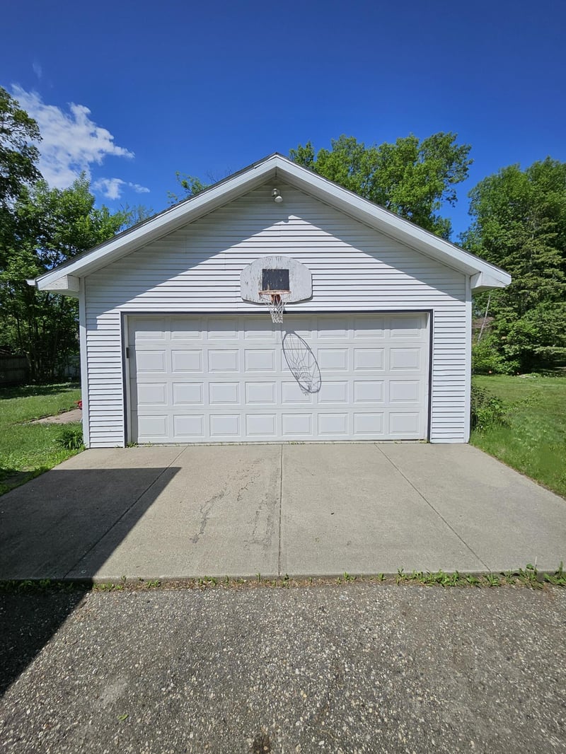 809 Park Ave, Morris, MN 56267